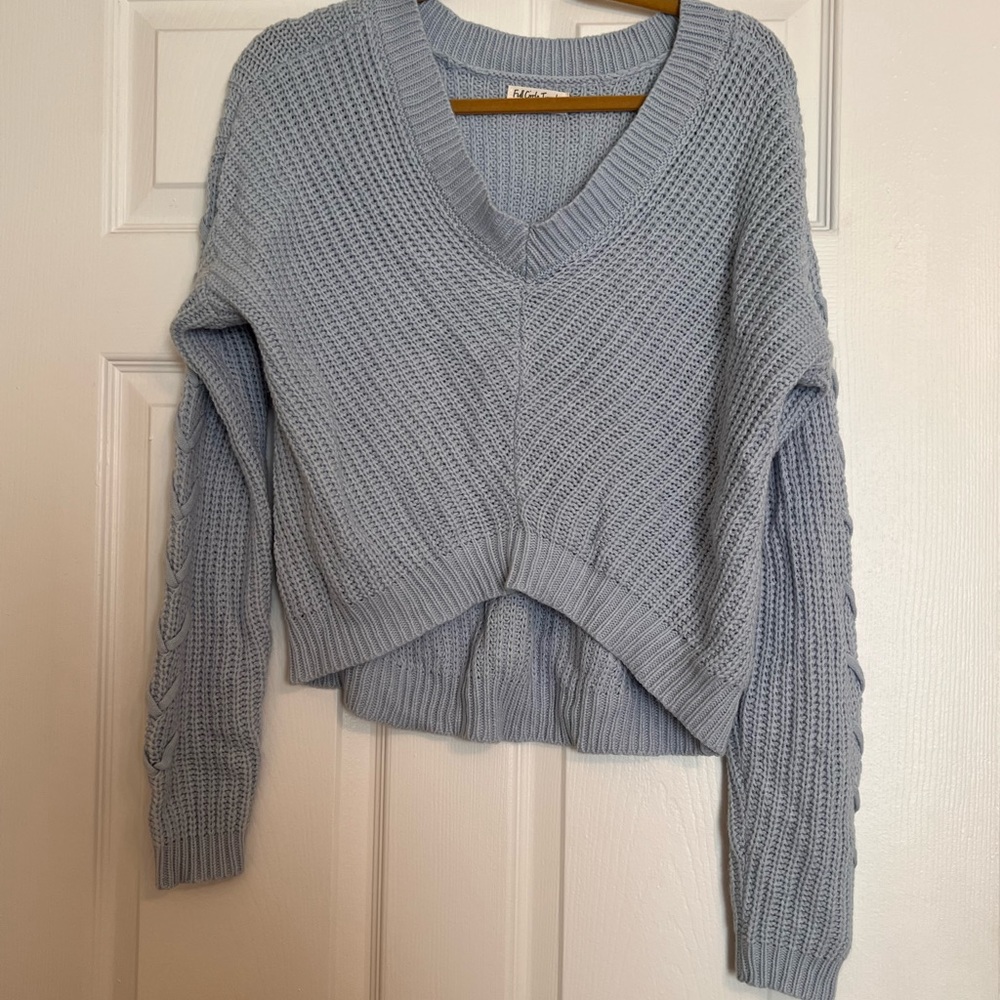 baby blue cropped knit v neck sweater
